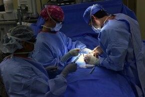 Surgery to treat varicose veins in the legs